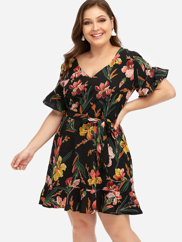 V-Neck Floral Print Self-Tie Short Sleeve Flounced Hem Black Plus Size Dresses
