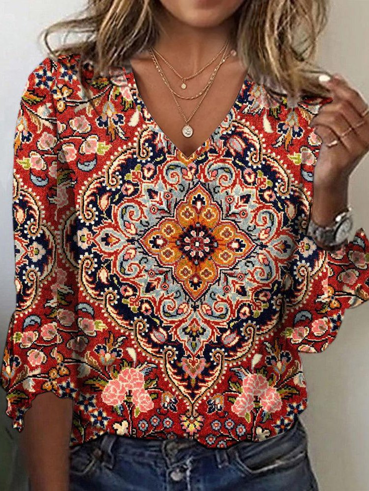 Fashion 3/4 Sleeve V Neck Ethnic Casual Regular T-Shirt