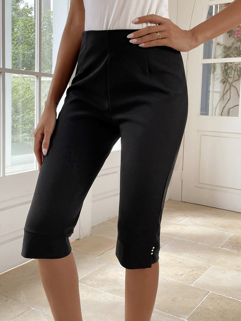 Fashion Plain Buttoned Capris Pants