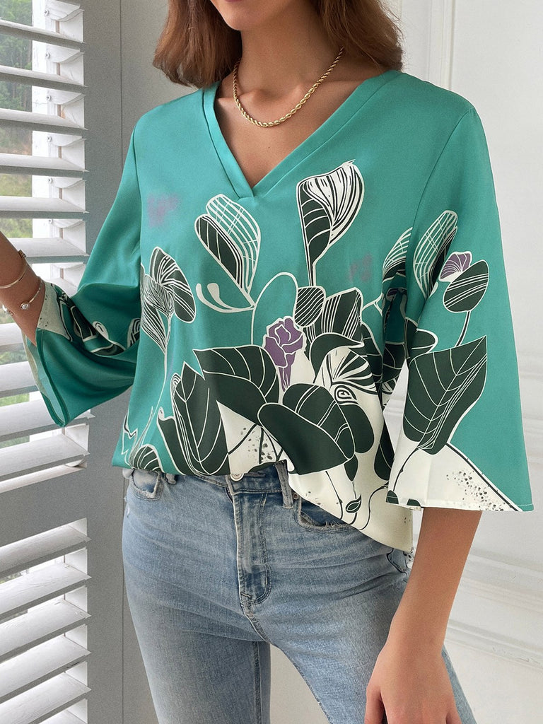 Fashion 3/4 Sleeve V Neck Floral Loose Regular Blouse