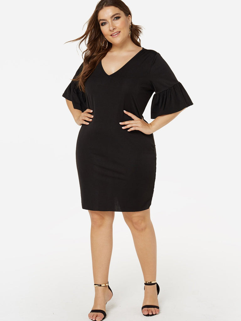 V-Neck Plain Pleated Short Sleeve Black Plus Size Mini Dresses