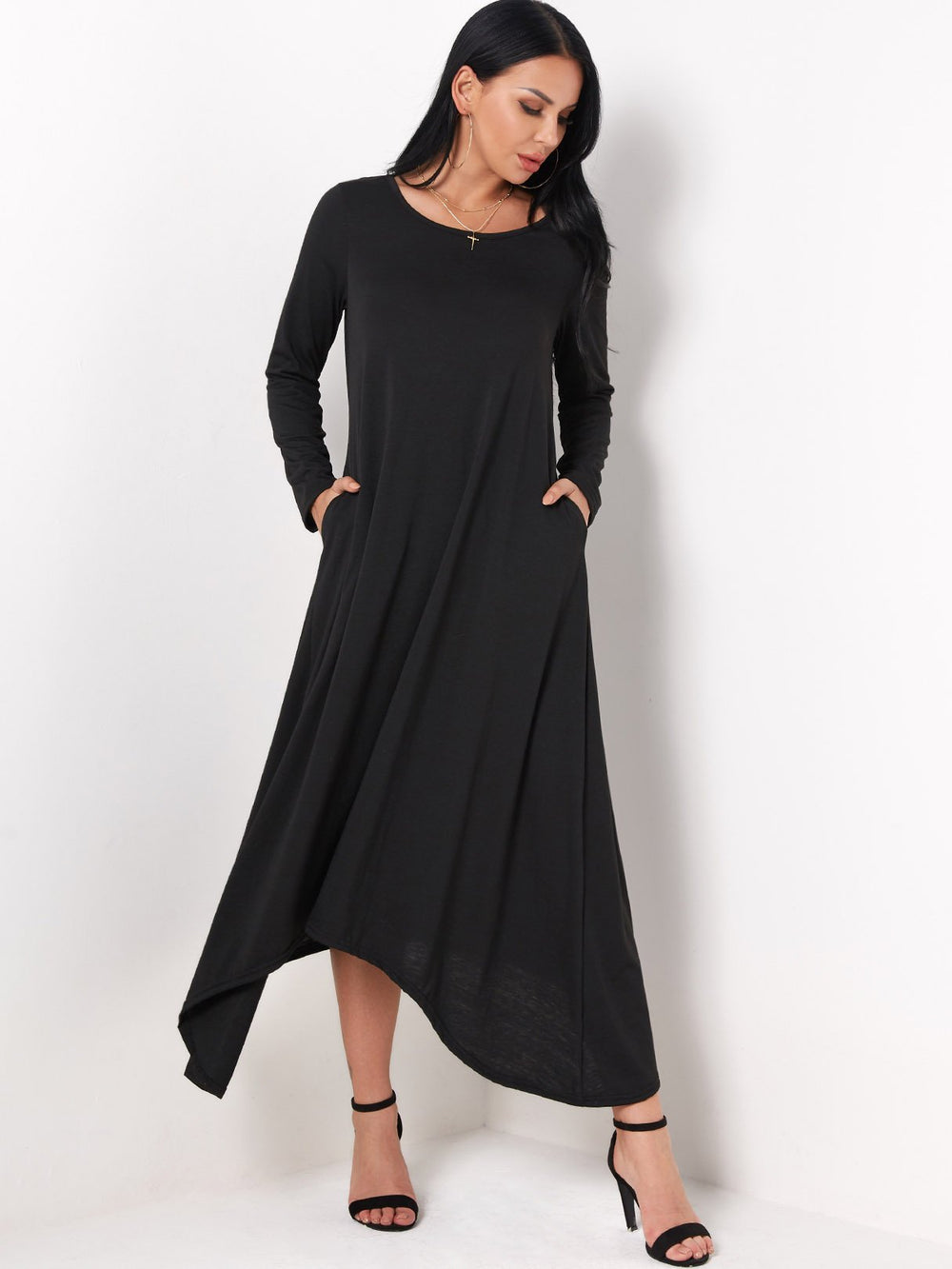 Round Neck Plain Side Pockets Long Sleeve Black Maxi Dress