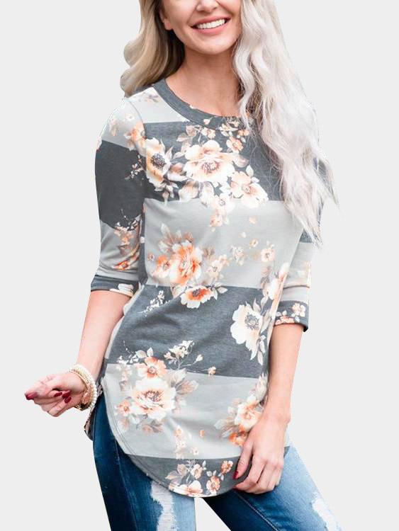 Round Neck Floral Print 3/4 Sleeve Curved Hem T-Shirt