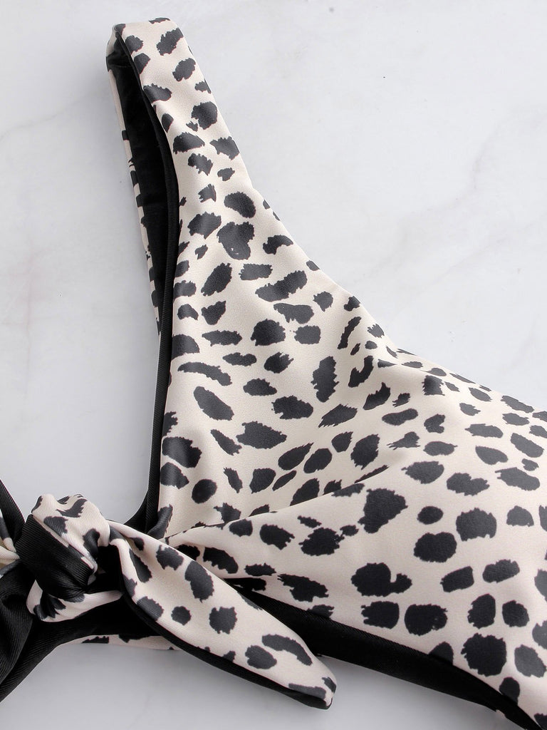 Womens Sleeveless One-Pieces Swimwears