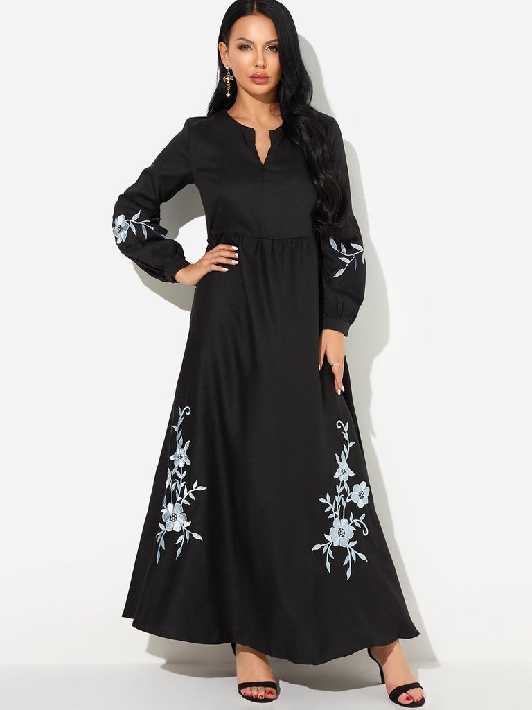 Black Round Neck Long Sleeve Embroidered Zip Back Maxi Dress