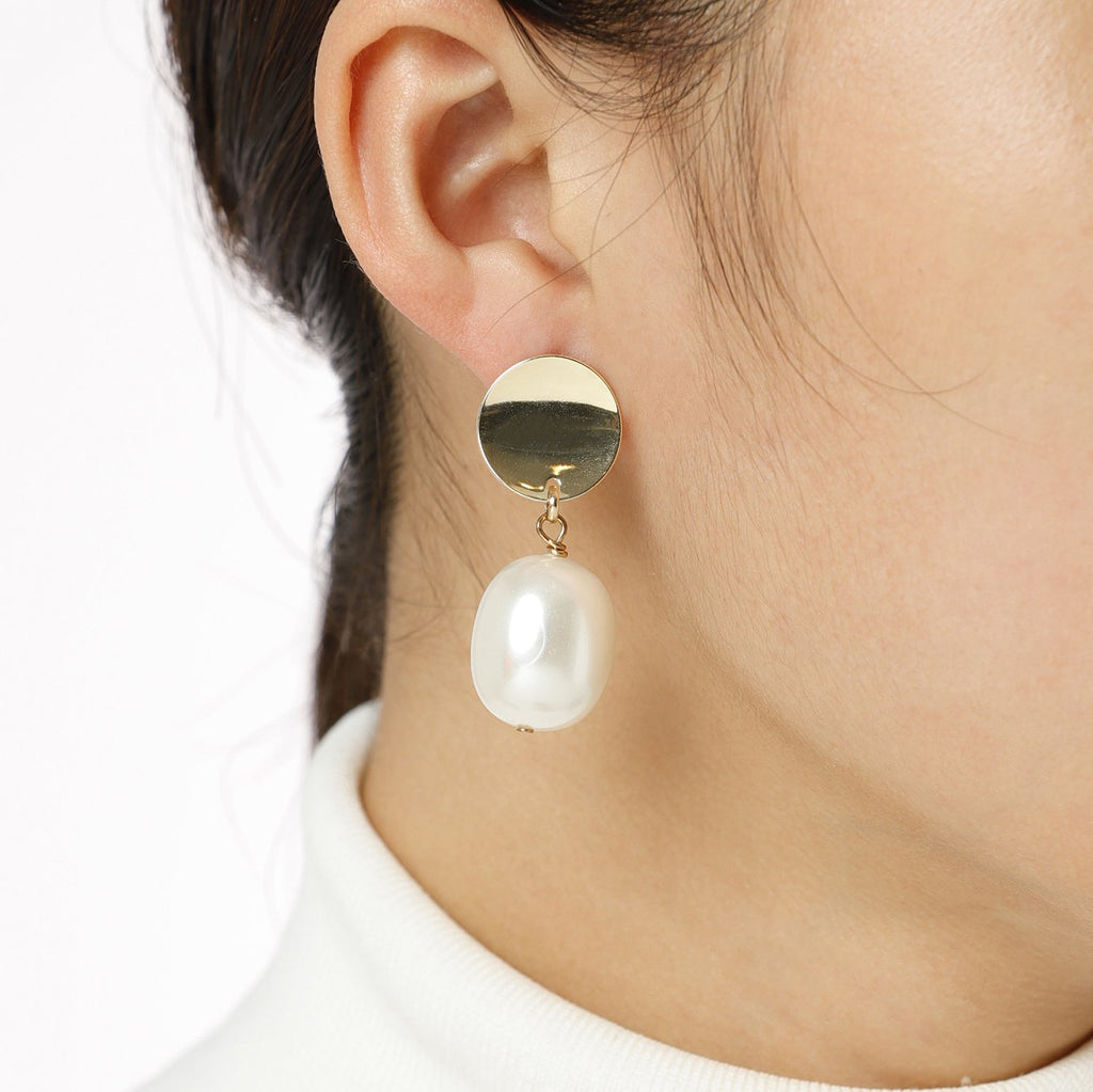 Asymmetrical Pearl Earrings