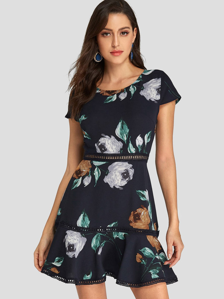 Navy Round Neck Short Sleeve Floral Print Hollow Flounced Hem Dresses