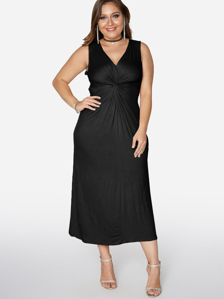 V-Neck Plain Pleated Sleeveless Black Plus Size Maxi Dress