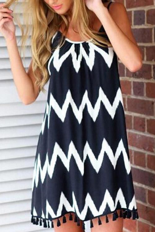 Contrast Wave Pattern Backless Cami Strap Mini Dresses With Tassel Hem