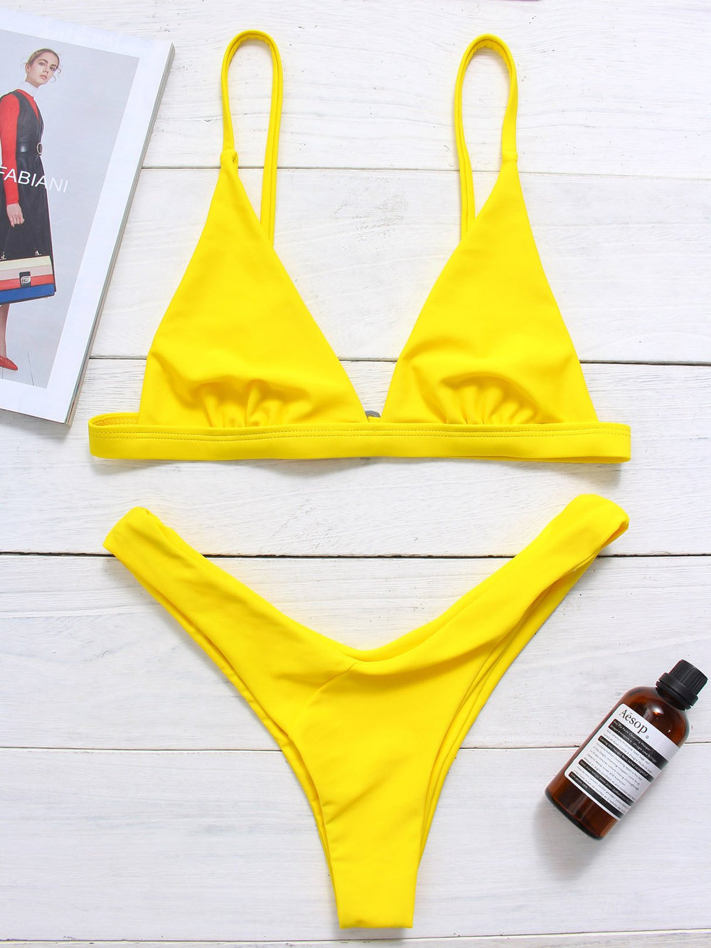 Yellow V-Neck Sleeveless Plain Spaghetti Strap Bikinis Set
