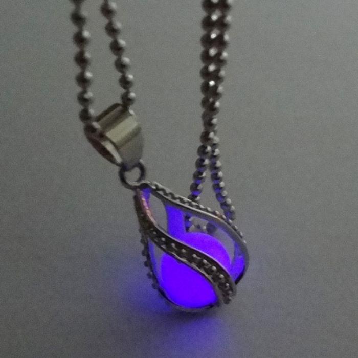 Newly Fashion Teardrop Necklace Glow in the Dark Pendant the Little Mermaid Romantic