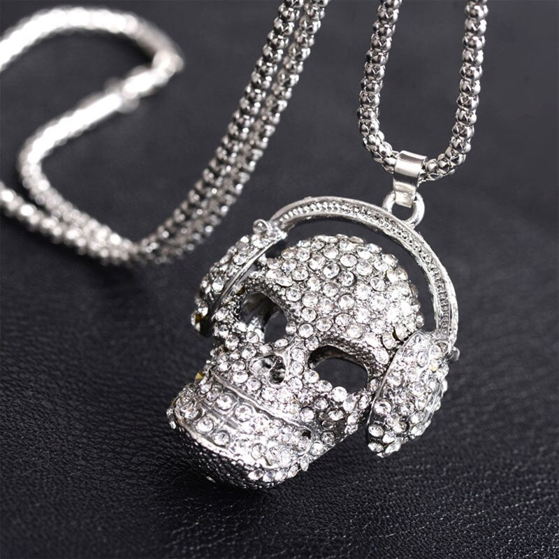 Personality Women Long Necklace Alloy Rhinestone Skull Pendant Sweater Chain Ladies Girls Necklaces Gifts